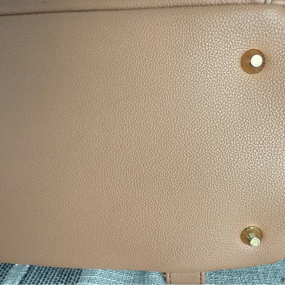 Ayla & Co Stylish Tan Baby Bag (Large 15x13x6) - Picture 6 of 10